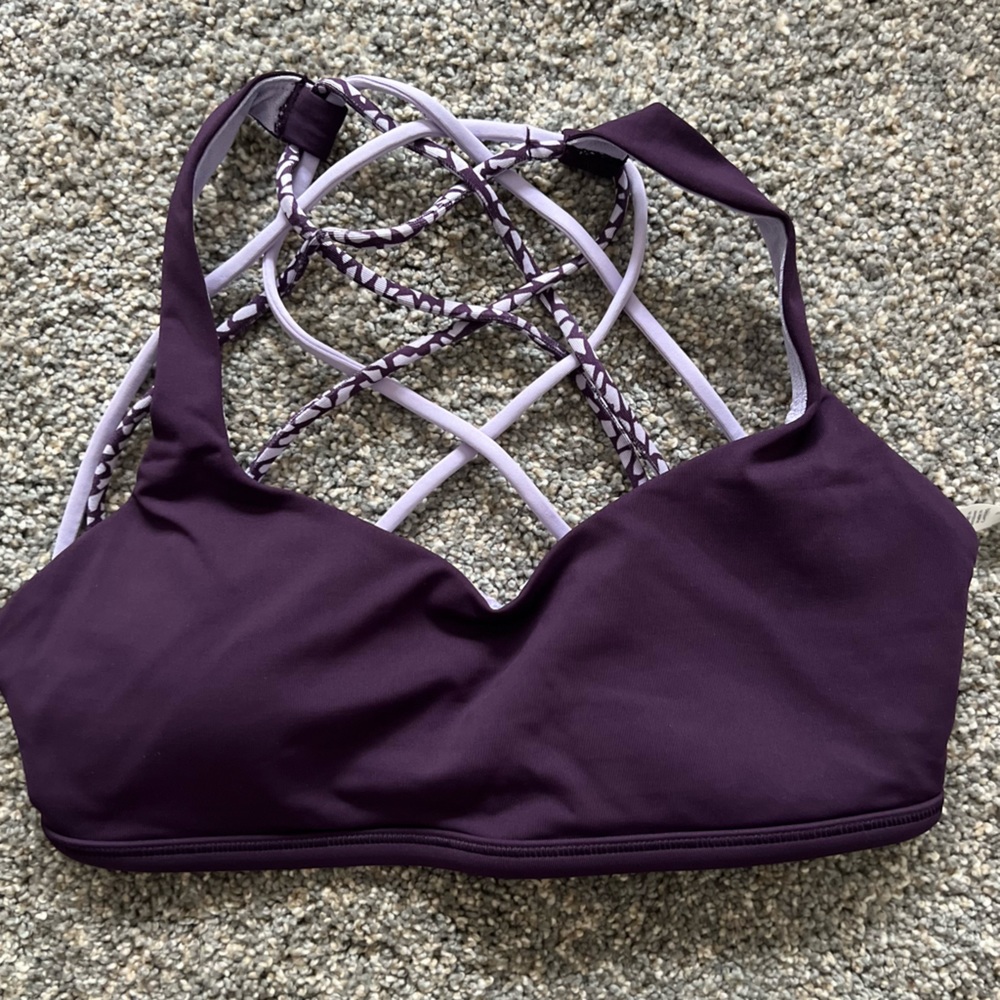 Lululemon sport bra NWOT size 6